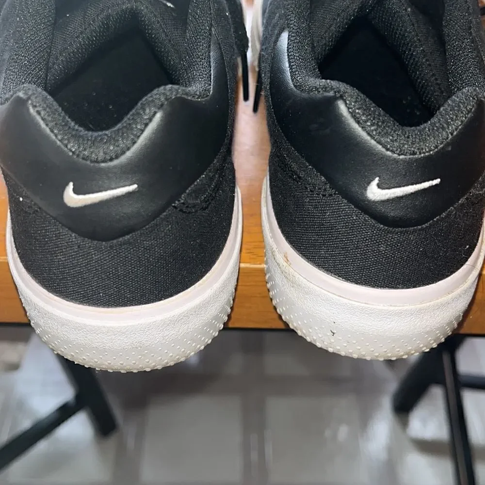Nike size 10